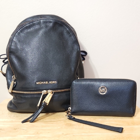 MK Backpack & Wallet Set - Picture 1 of 13